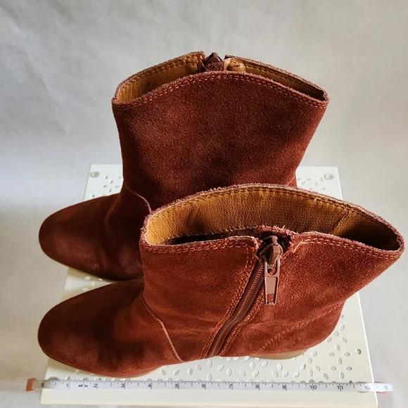Lucky Brand Burgundy Brown Suede Zip-up Ankle Boots Sz 9 - Picture 13 of 13